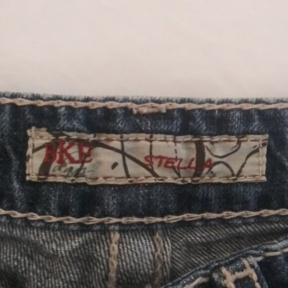 BKE women's size 26 distressed dark wash shorts - Picture 11 of 16